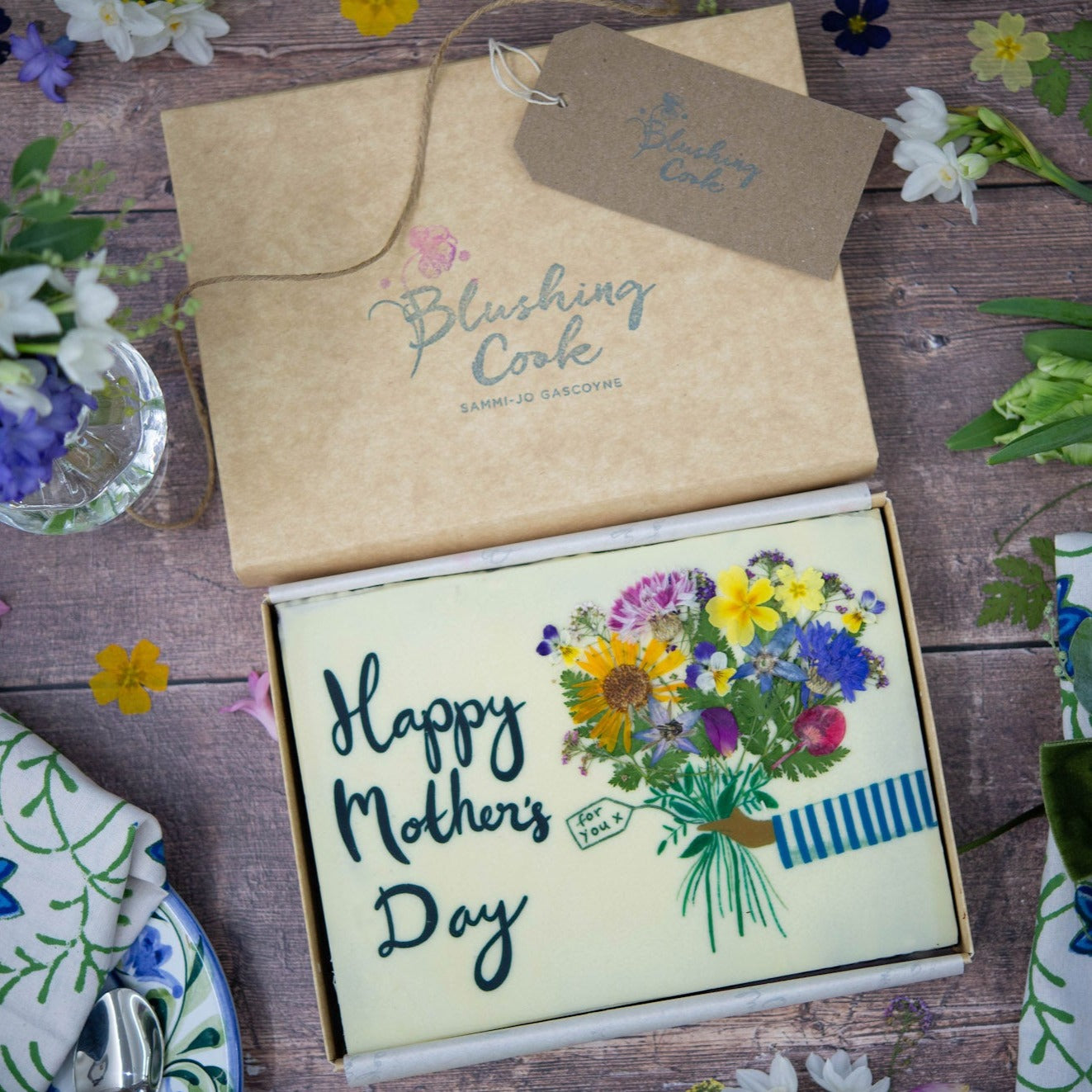 'Happy Mothers Day' Floral Bouquet Brownies